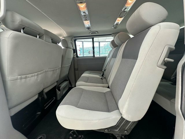 Volkswagen Transporter Shuttle 2.0 Td T30 Se Black #42