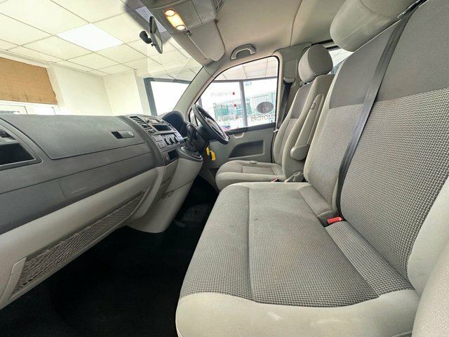 Volkswagen Transporter Shuttle 2.0 Td T30 Se Black #45