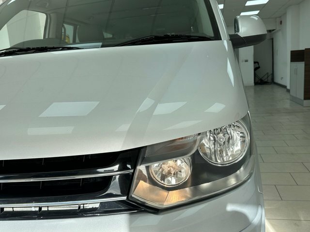 Volkswagen Transporter Shuttle 2.0 Td T30 Se Black #37