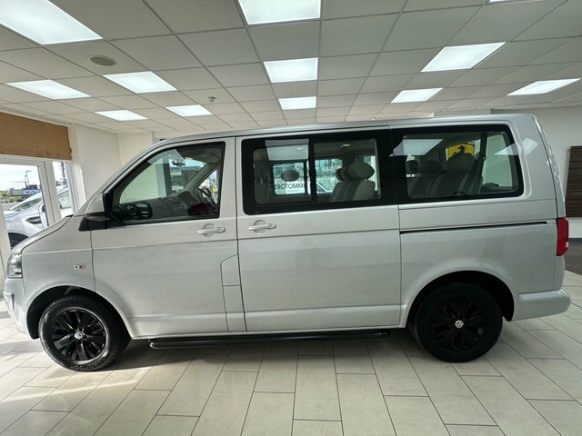 Volkswagen Transporter Shuttle 2.0 Td T30 Se Black #9