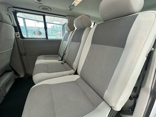 Volkswagen Transporter Shuttle 2.0 Td T30 Se Black #43