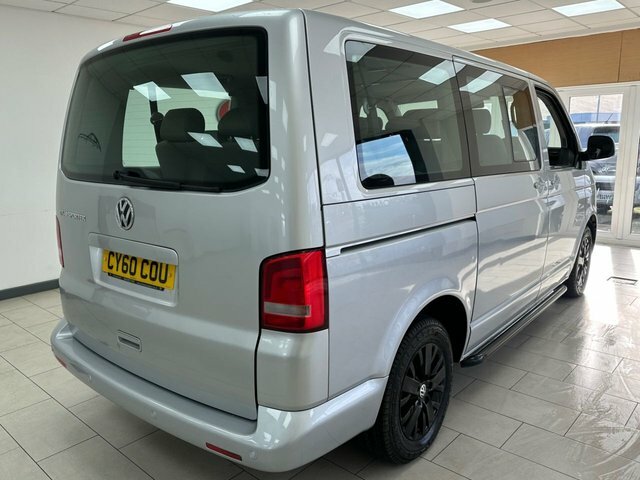 Volkswagen Transporter Shuttle 2.0 Td T30 Se Black #10