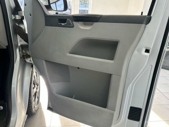 Volkswagen Transporter Shuttle 2.0 Td T30 Se Black #14