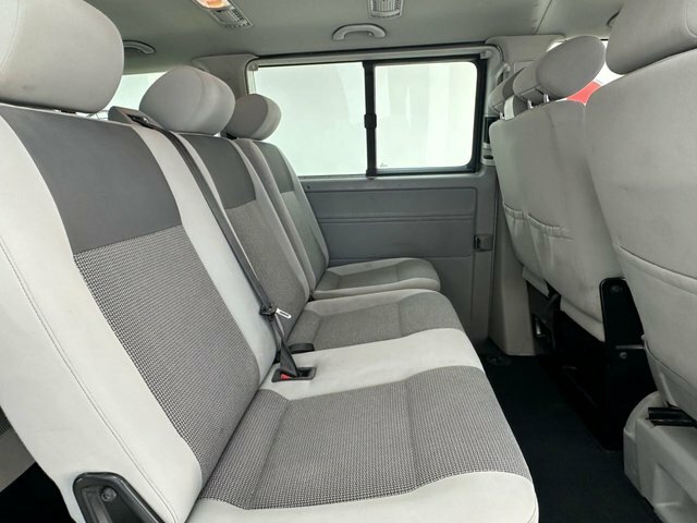 Volkswagen Transporter Shuttle 2.0 Td T30 Se Black #28