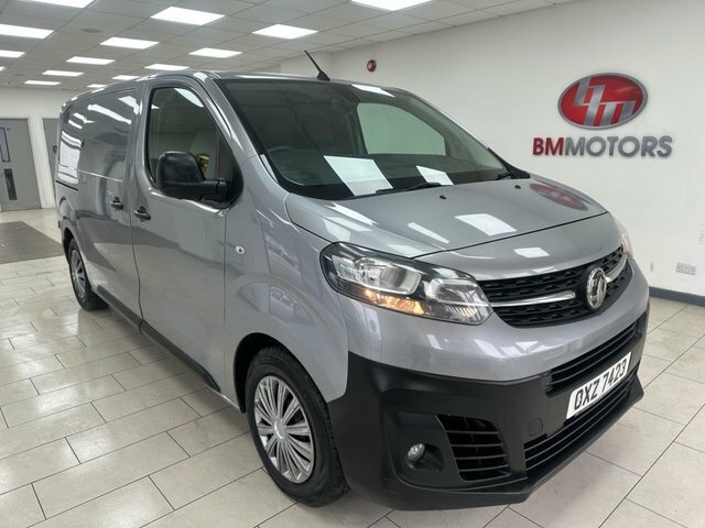 Vauxhall Vivaro 1.5 Turbo D 2700 Dynamic Panel Van 6Dr Manu OXZ7423 Grey #4