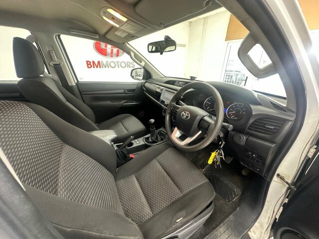 Toyota HILUX 2.4 D-4d Active Pickup Double Cab Manua BN68OJL White #3