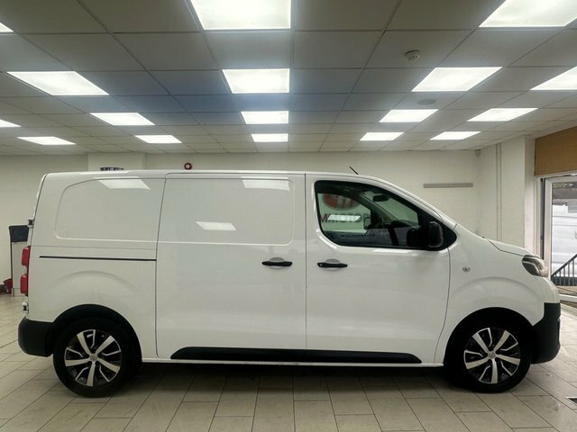 Toyota PROACE 2.0D Icon Medium Panel Van 6Dr Mwb E White #2