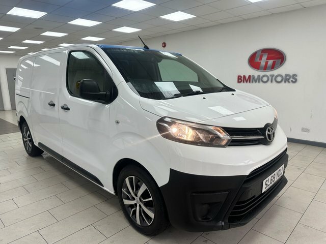 Toyota PROACE 2.0D Icon Medium Panel Van 6Dr Mwb E White #6