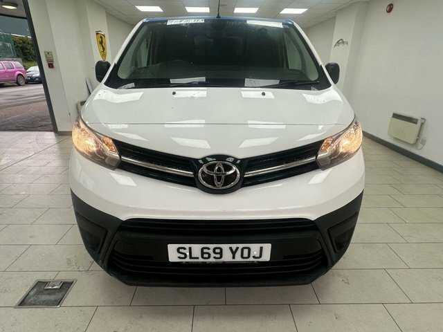 Toyota PROACE 2.0D Icon Medium Panel Van 6Dr Mwb E White #5