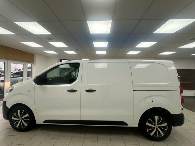 Toyota PROACE 2.0D Icon Medium Panel Van 6Dr Mwb E White #3