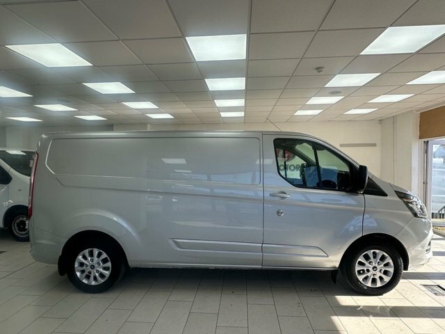 Ford Transit Custom 2.0 300 Ecoblue Limited Panel Van Manua WO68ZBE Silver #2