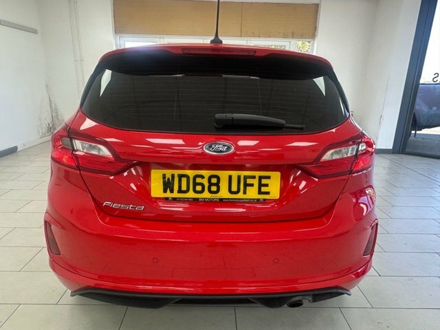 Ford Fiesta Van 1.5 Tdci Sport Car Derived Van Manu WD68UFE Red #4