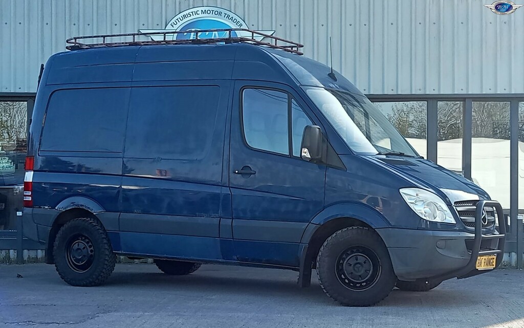 Mercedes-Benz Sprinter 209 Cdi Blue #1