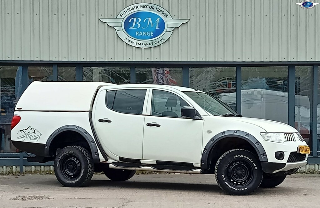 Mitsubishi L200 2.5 Di-d 4Work White