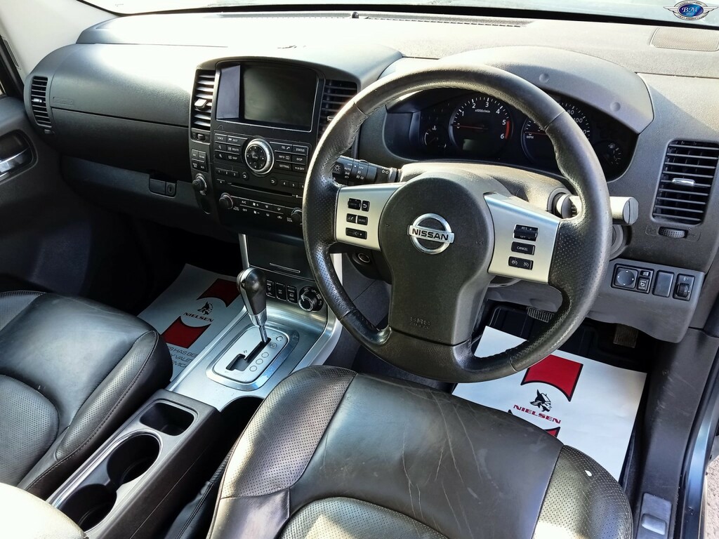 Nissan Navara 2.5 Dci Tekna 2011 Grey #2
