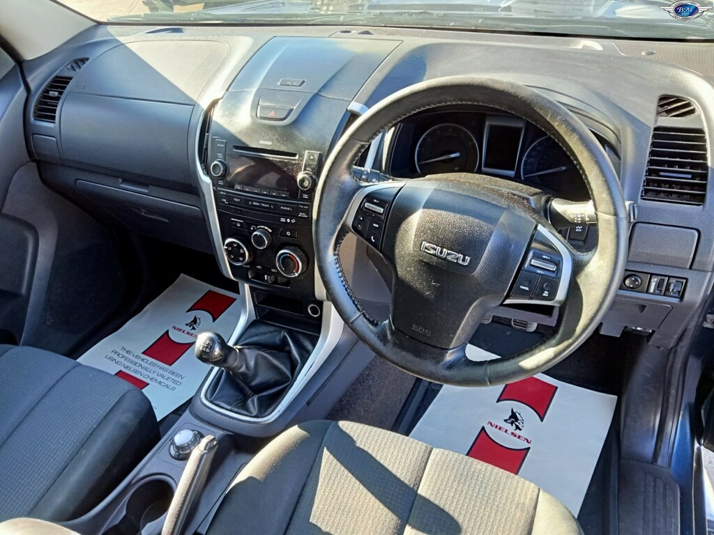 Isuzu D-Max 2.5 Td Yukon 2015 LT15ZVU Blue #2