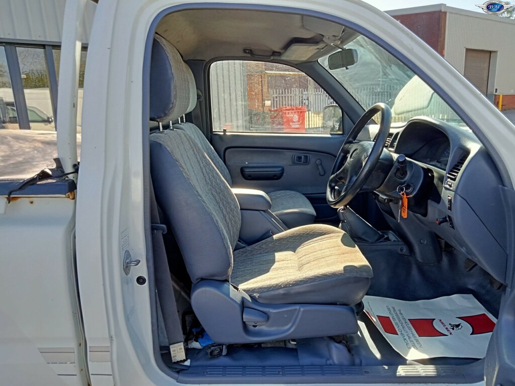 Toyota HILUX  Green #13