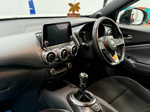 Nissan Juke Dig-t N-connecta Suv CF71VEU White #4