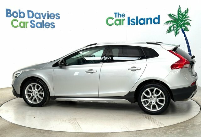 Volvo V40 Cross Country D3 Pro Hatchback FY18PJJ Silver #6