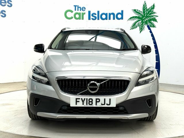 Volvo V40 Cross Country D3 Pro Hatchback FY18PJJ Silver #2
