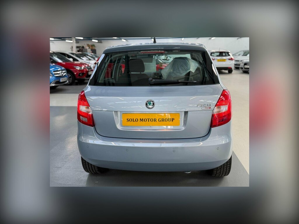 Skoda Fabia 1.6 Tdi Elegance Hatchback Euro Blue #4
