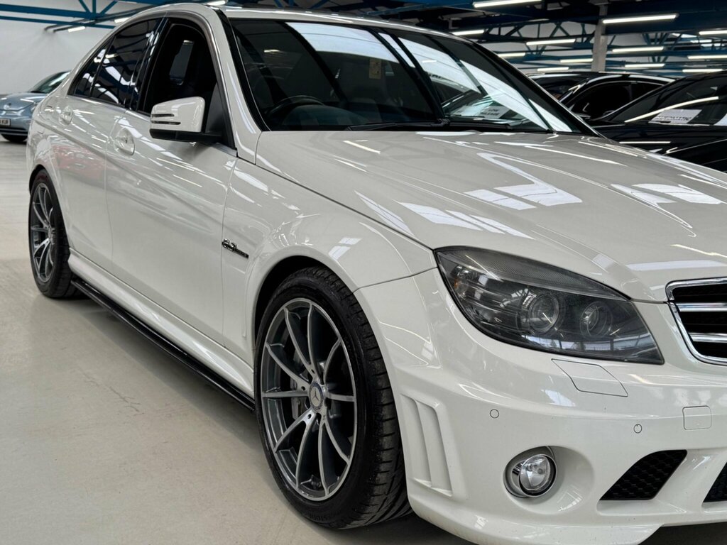 Mercedes-Benz C Class 6.3 C63 V8 Amg G-tronic Euro 5 White #4