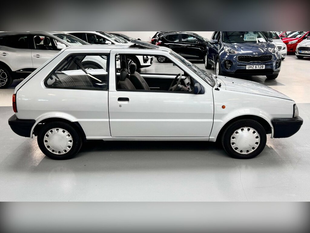 Nissan Micra Micra Gs Red #13