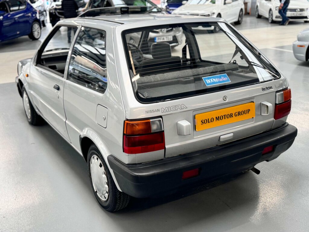 Nissan Micra Micra Gs Red #9