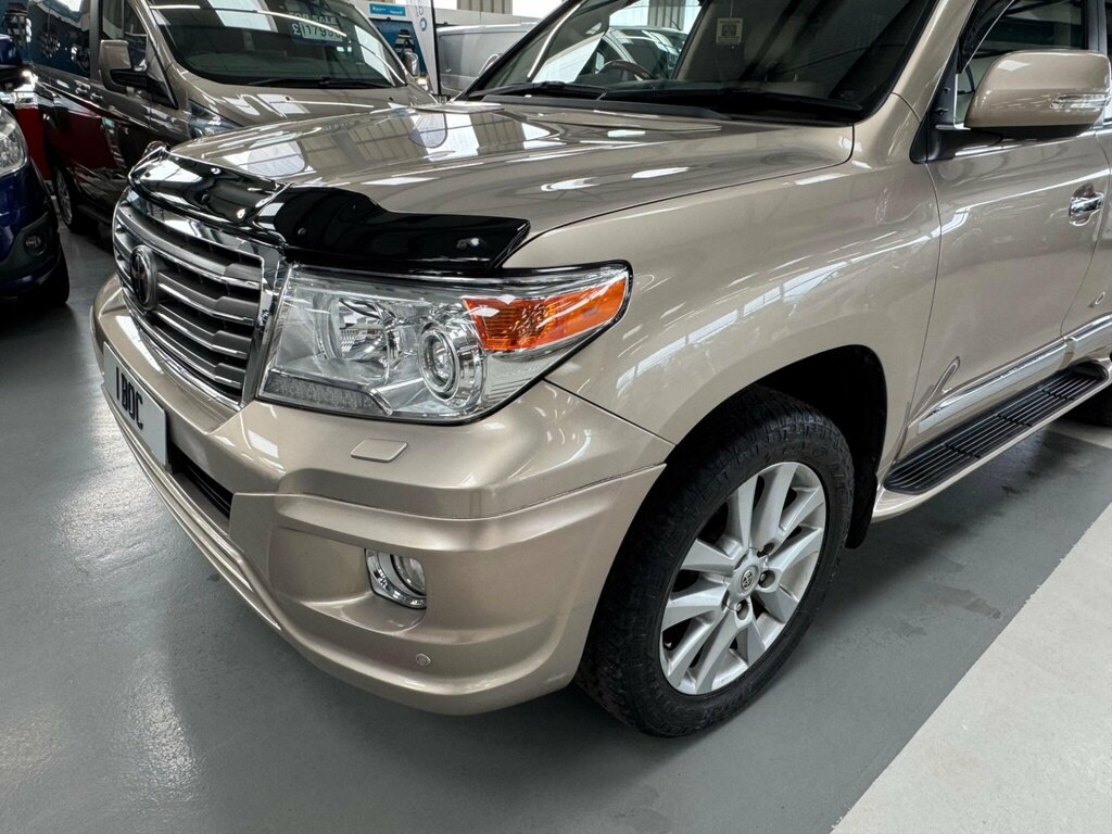 Toyota Land Cruiser V8 Zx V8 4.6 Black #8