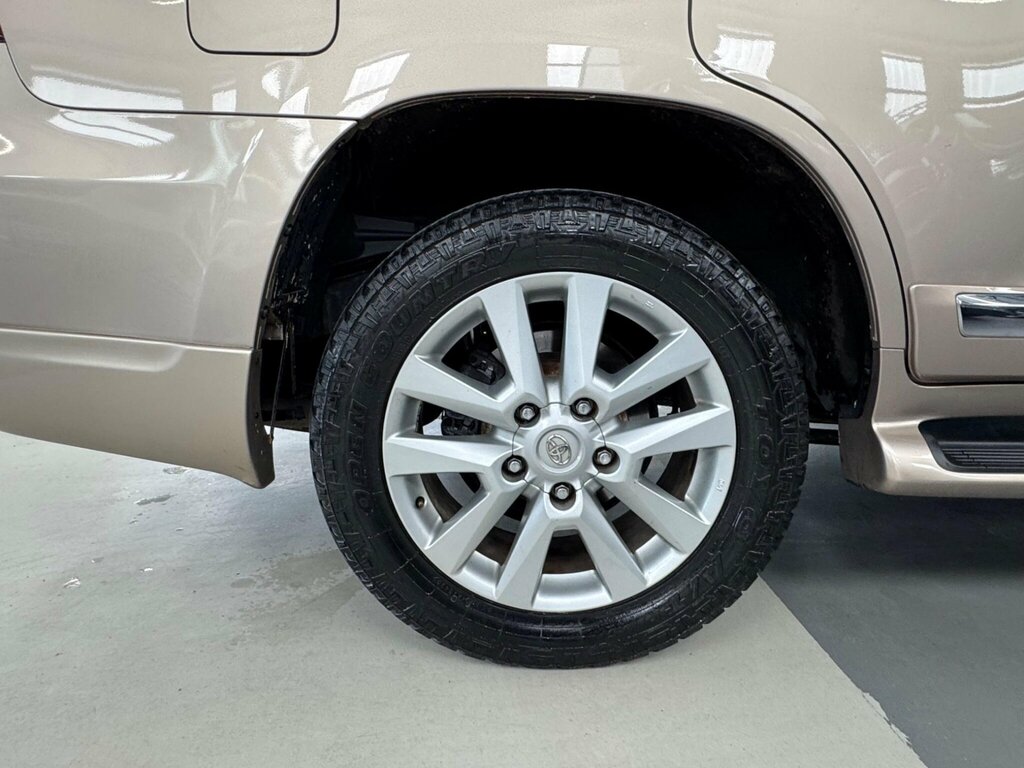Toyota Land Cruiser V8 Zx V8 4.6 Black #24