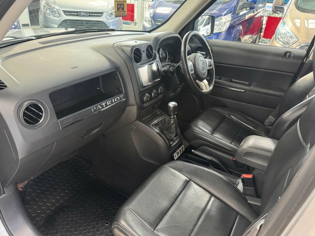 Jeep Patriot 2.2 Crd Limited Black #11