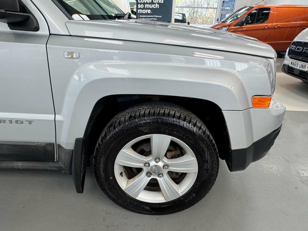 Jeep Patriot 2.2 Crd Limited Black #14
