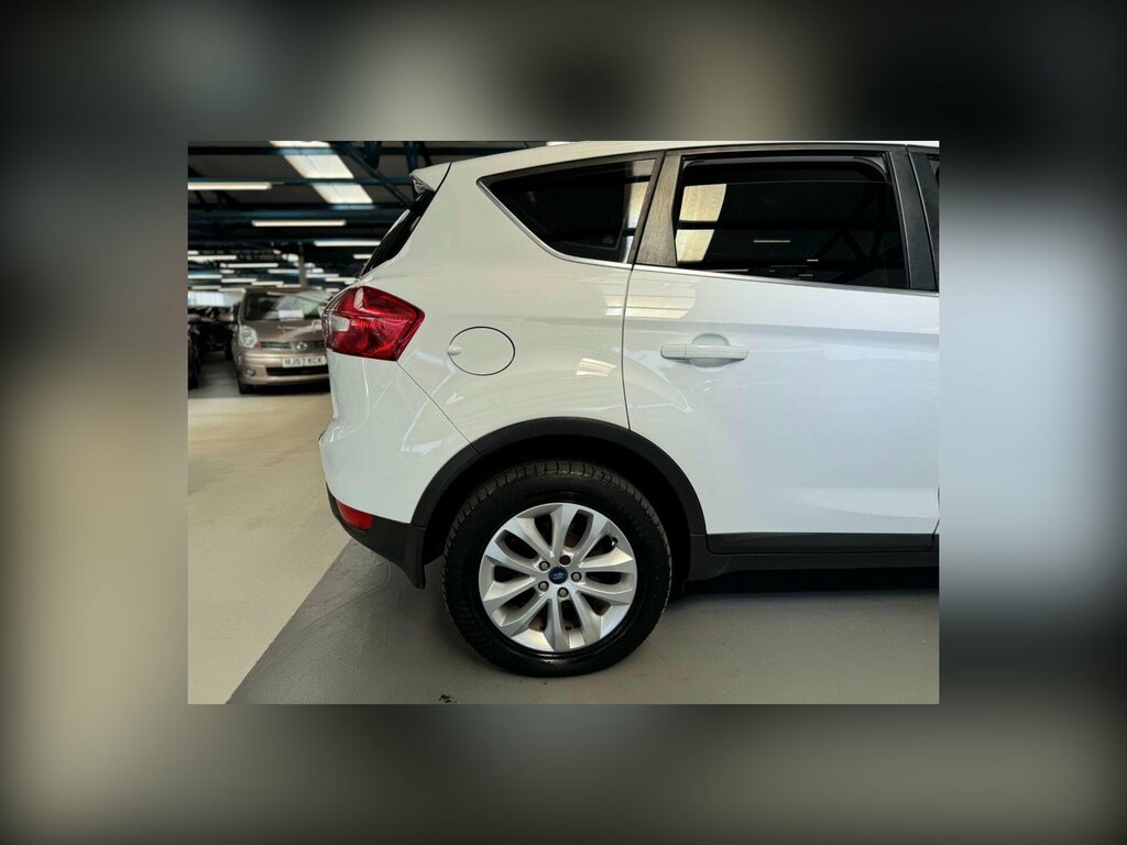 Ford Kuga 2.0 Tdci Titanium Suv Powershift Awd Eu DE11OMG White #6