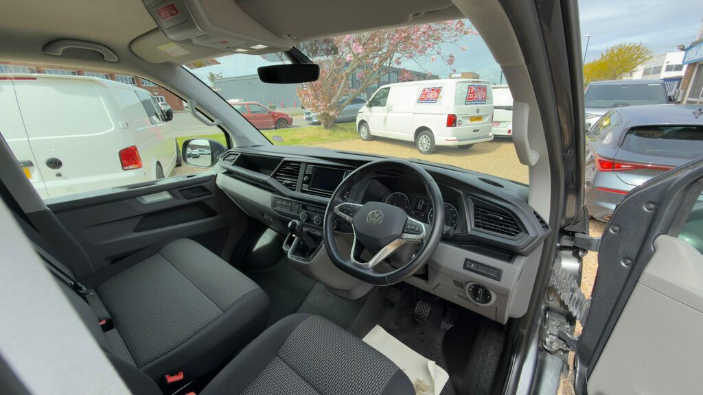 Volkswagen Transporter T28 Swb 150Ps Highline #2