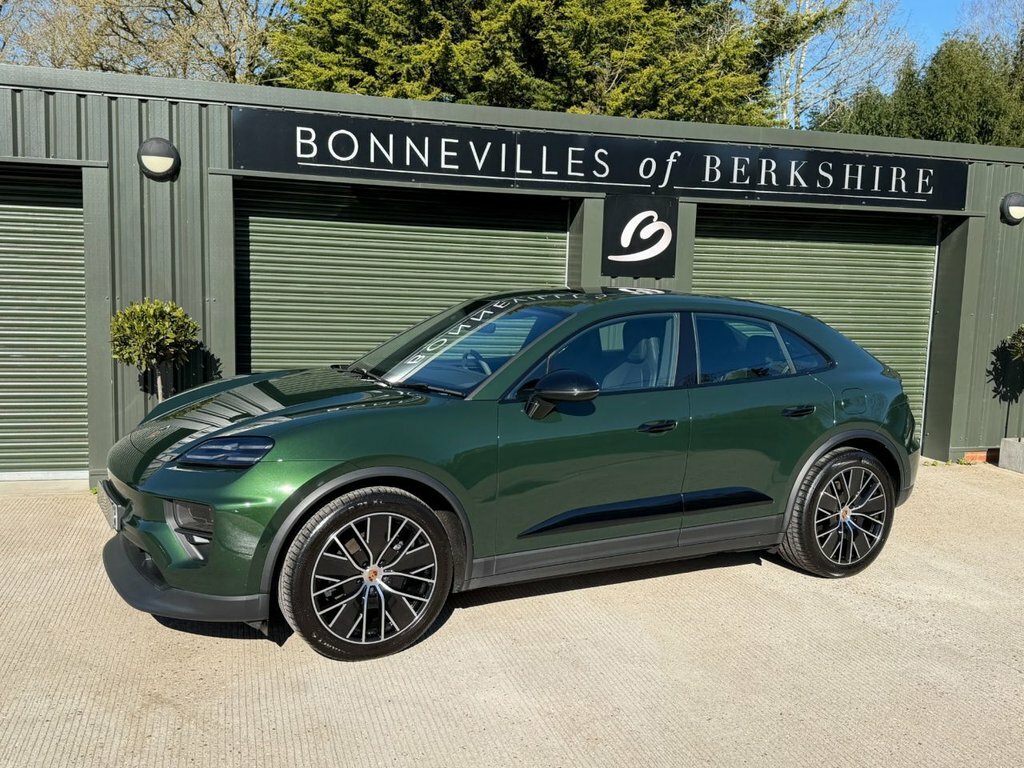 Porsche Macan Suv WM74OBY Green #6