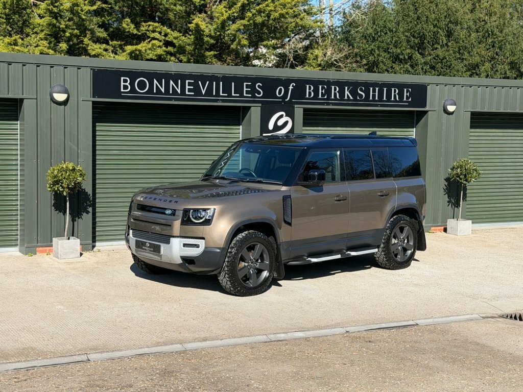Land Rover Defender 110 3L Hse Brown