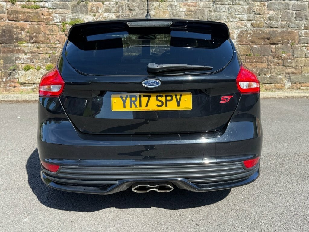 Ford Focus 2L St-2 YR17SPV Black #6