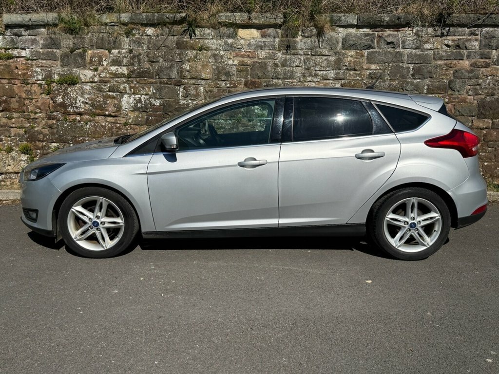 Ford Focus 1L Zetec FJ66XGK Silver #4