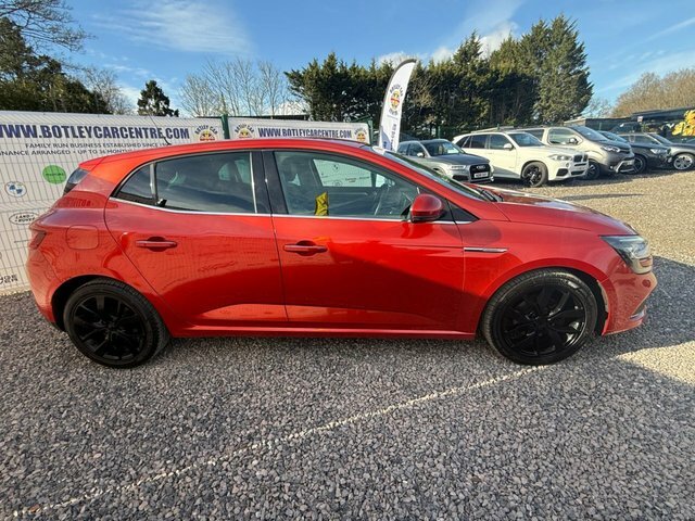 Renault Megane 1.5 Dci Dynamique S Nav Hatchback Manua CF16HYL Red #3
