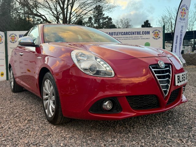 Alfa Romeo Giulietta 1.6 Jtdm-2 Distinctive Hatchback Red #3