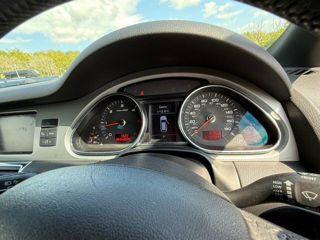 Audi Q7 Blue #17