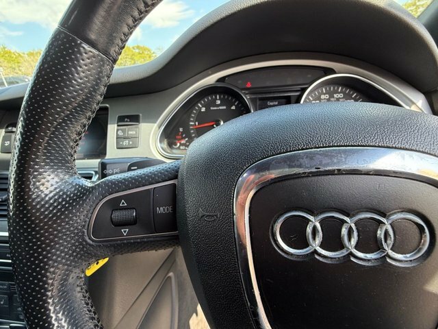 Audi Q7 Blue #20