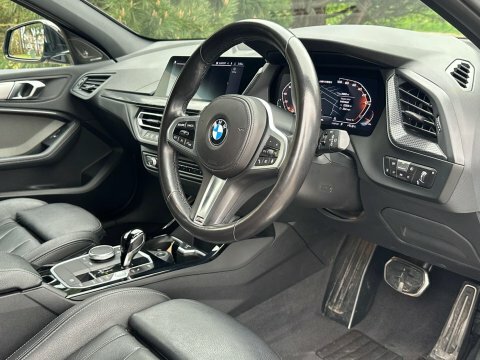 BMW 1 Series 2022 22 2.0 BU22HBA  #5