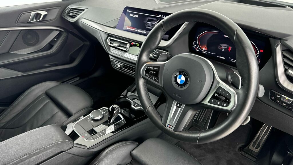 BMW 1 Series Xdrive White #6