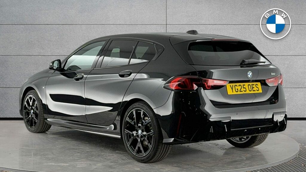 BMW 1 Series Sports YG25OES Black #2