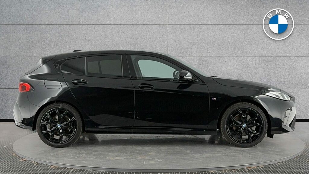 BMW 1 Series Sports YG25OES Black #3