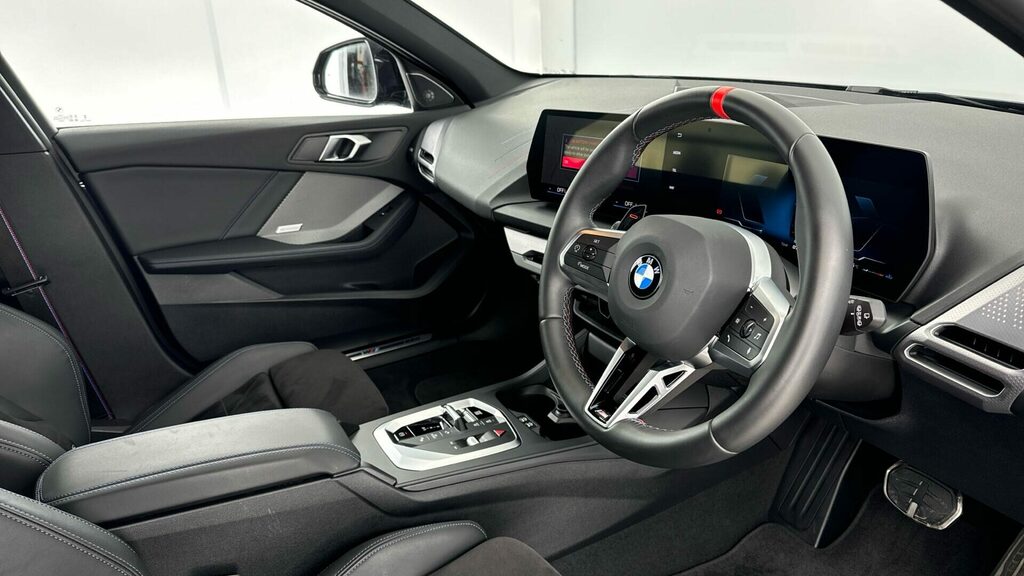BMW 1 Series Sports YH25EDR Blue #6