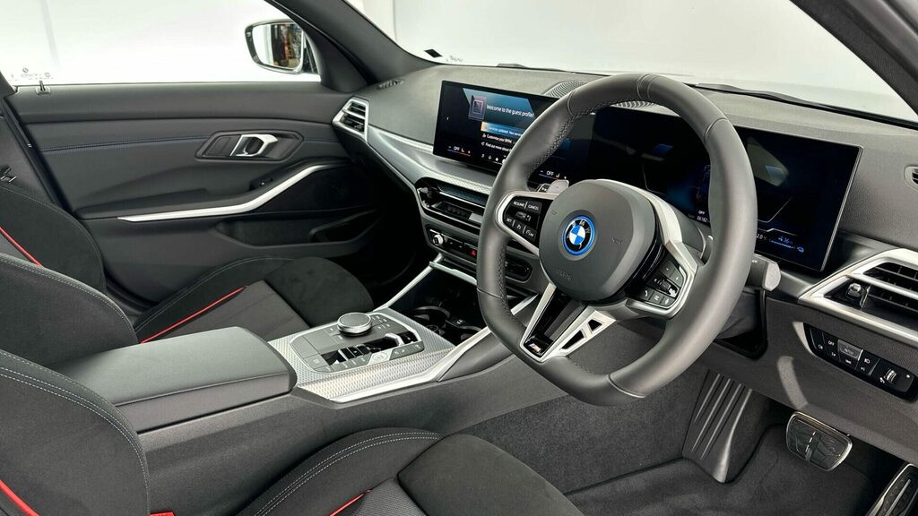 BMW 3 Series Saloon YG75KZK Black #6