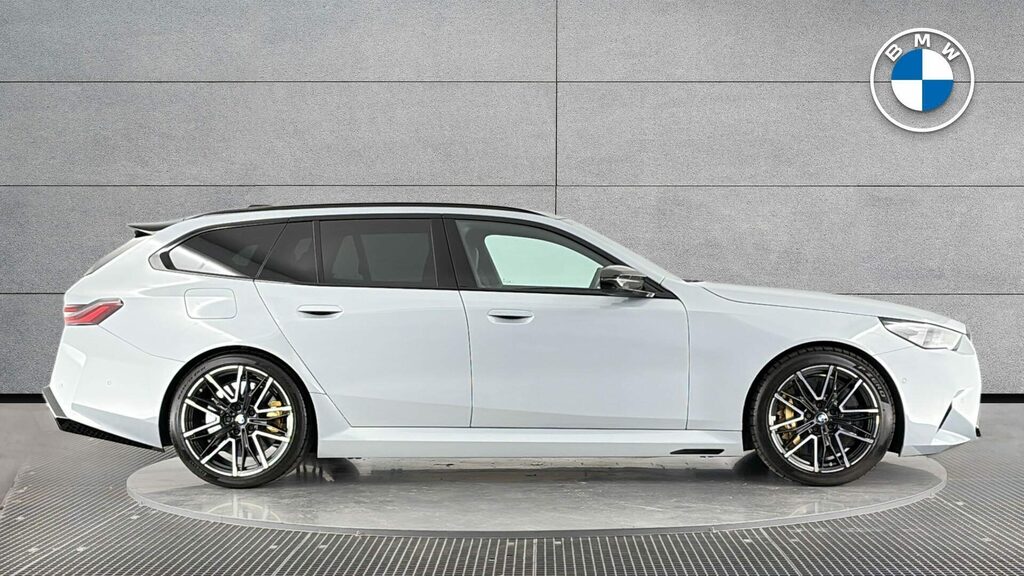 BMW M5 Estate YH25KFX Grey #3