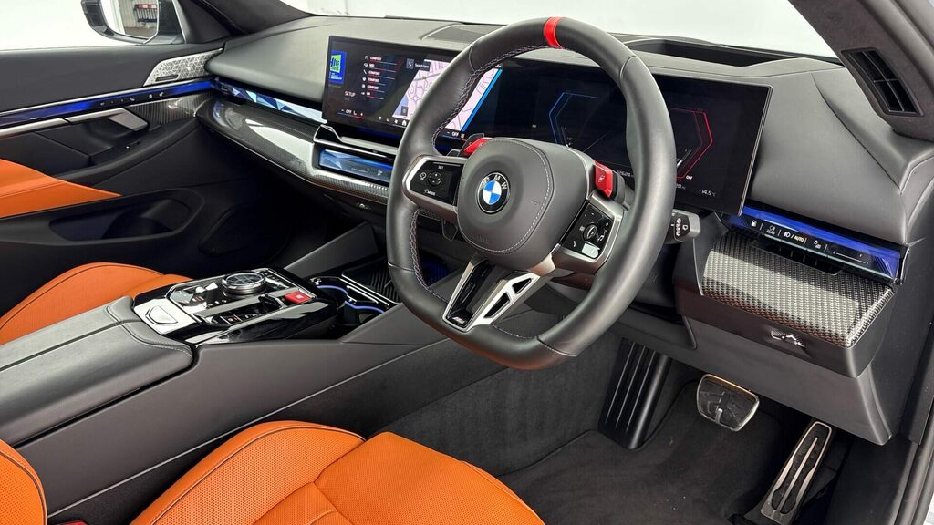 BMW M5 Estate YH25KFX Grey #6